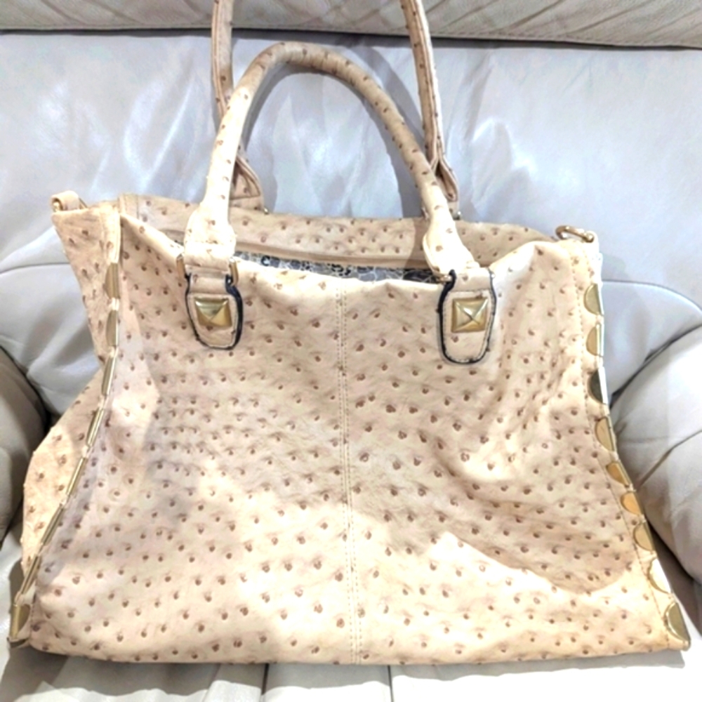 Imoshion Cream Leather Tote with Ostrich Texture